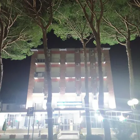 Hotel Madonna Del Pino Cervia