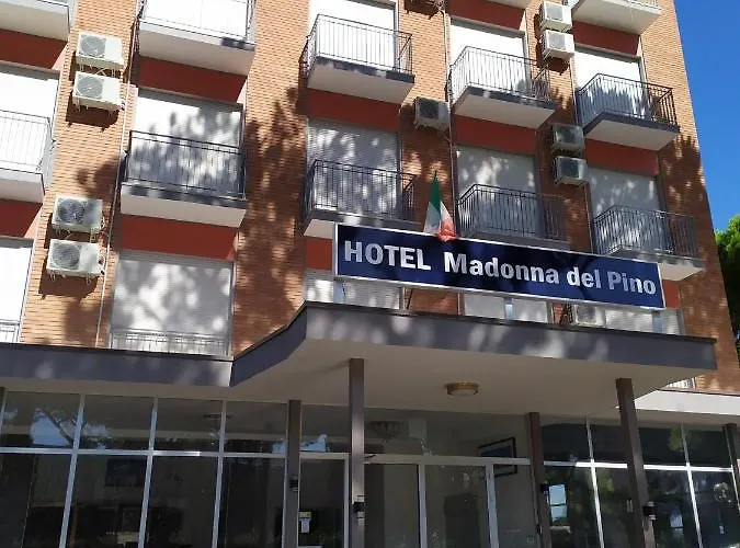 Madonna Del Pino 2*