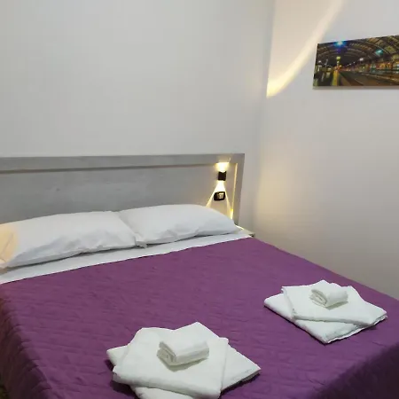 Madonna Del Pino Otel