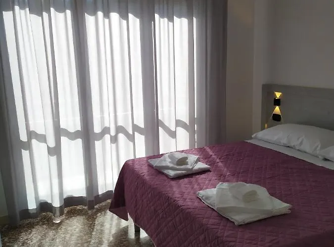 Hotel Madonna Del Pino