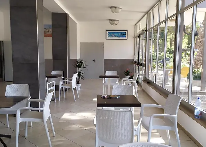 Madonna Del Pino Hotel