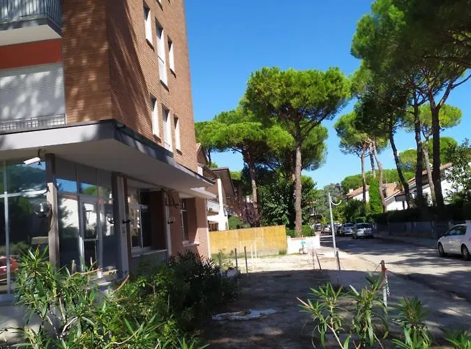 Madonna Del Pino 2* 체르비아