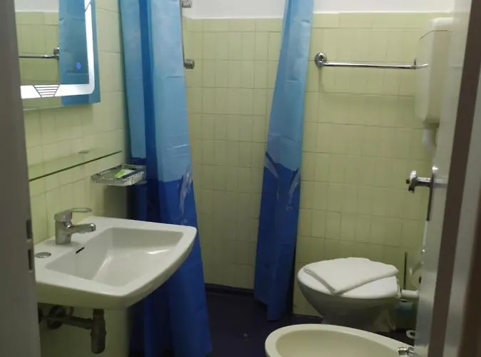 Madonna Del Pino Szálloda 2*